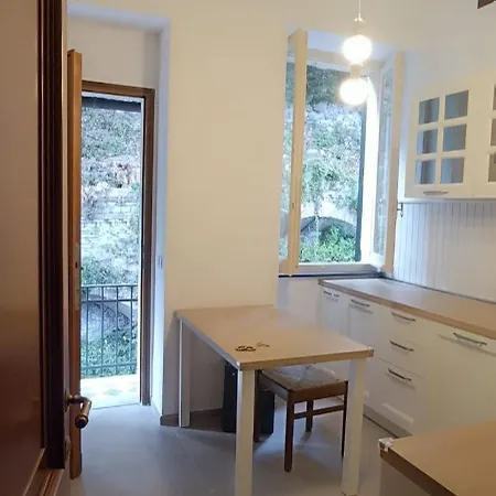 Portofino Seaview Apartment, 50 Meters From The Beach, Free Parking, Air Conditioning * 파라기