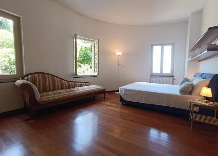 Portofino Seaview Apartment, 50 Meters From The Beach, Free Parking, Air Conditioning * Paraggi