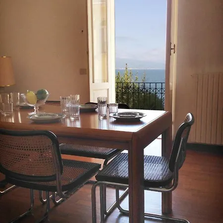 Portofino Seaview Apartment, 50 Meters From The Beach, Free Parking, Air Conditioning Apartment *
